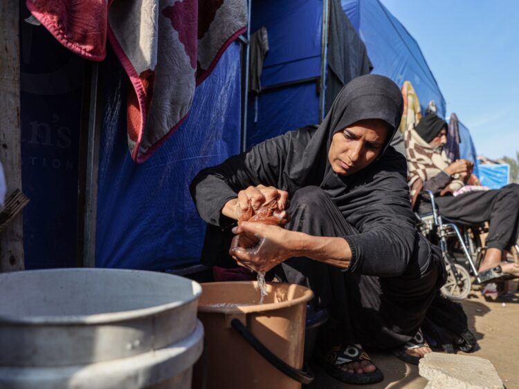 ‘We misplaced so many’: Gaza cautiously waits for ceasefire as bombing continues | Israel-Palestine battle Information