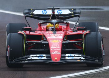 Lewis Hamilton drives Ferrari F1 automotive for the primary time | Motorsports Information
