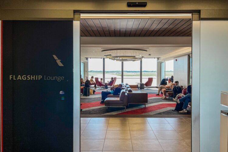 American Airways plans Might opening for Philly Flagship Lounge, stories huge first-quarter loss